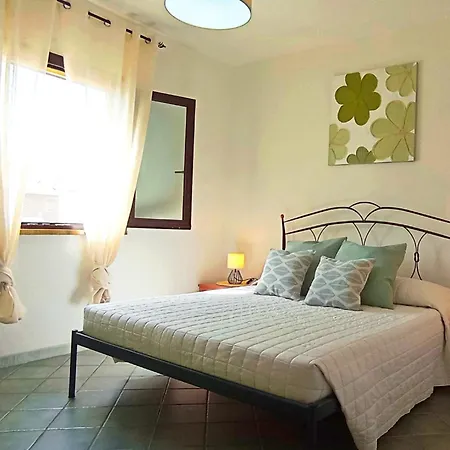Sardegna 2 * Porto San Paolo (Sardinia)